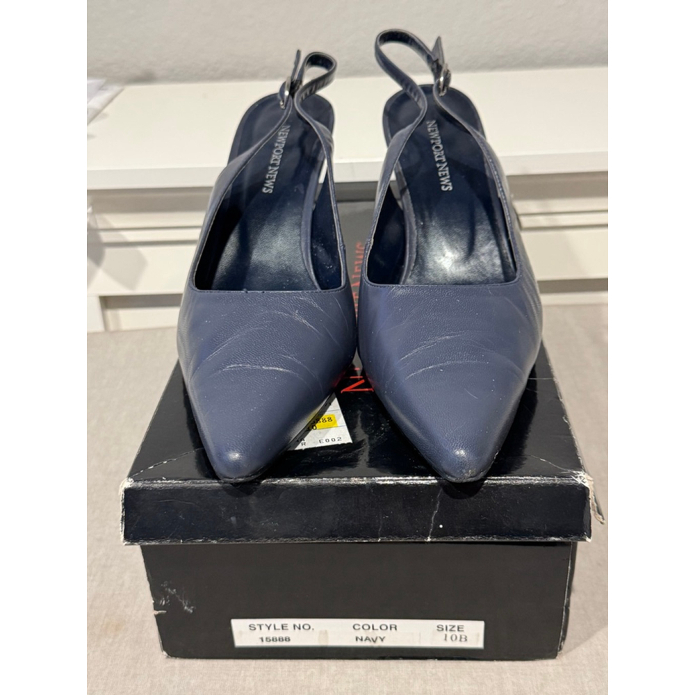 Women's Newport News Navy Leather Slingback Heels Size 10 - Picture 2 of 10